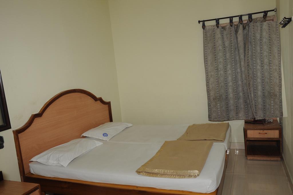 Hotel Agarala Residency Tirupati Exterior photo